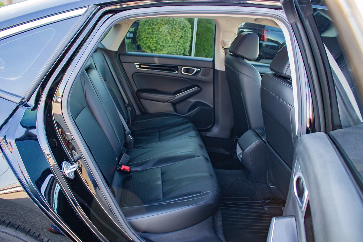 Photo 17 of this Honda Civic Sedan