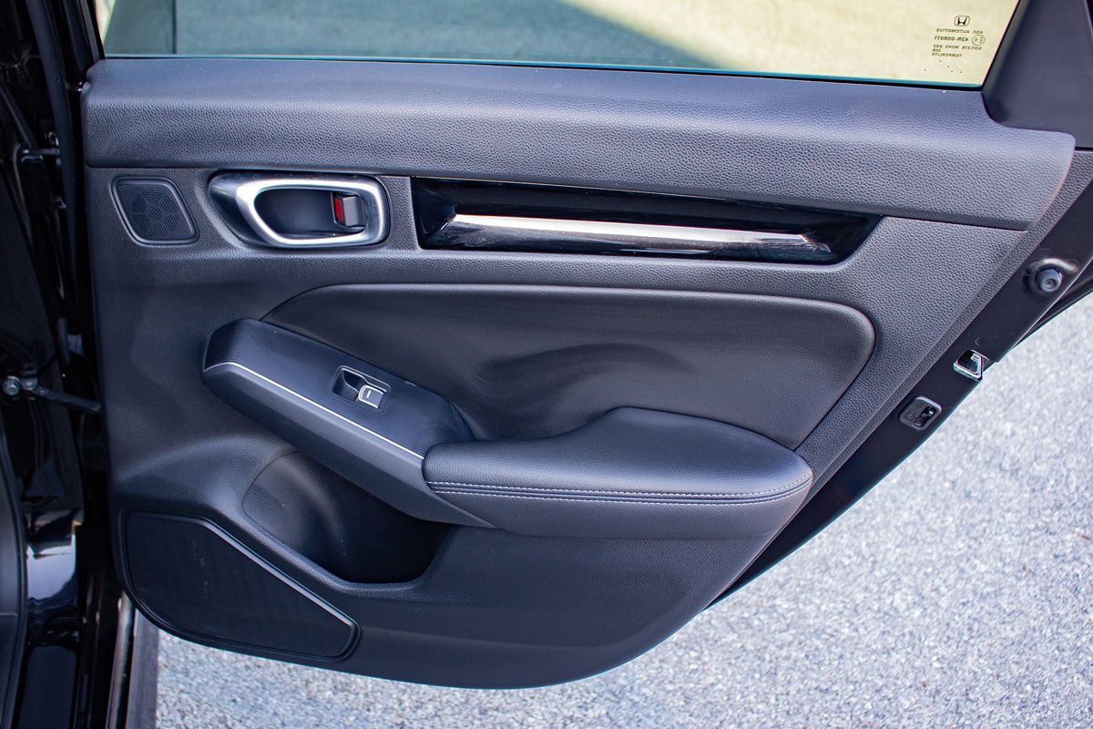 Photo 18 of this Honda Civic Sedan