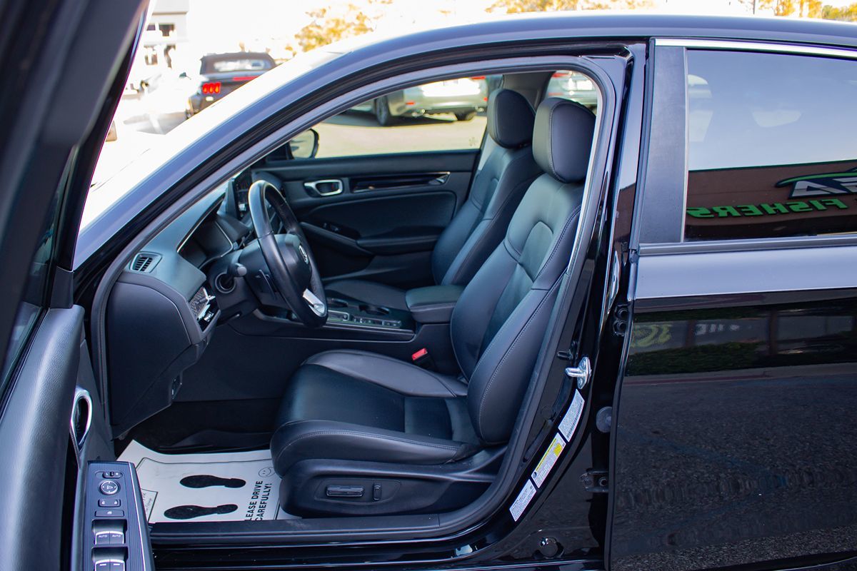 Photo 12 of this Honda Civic Sedan