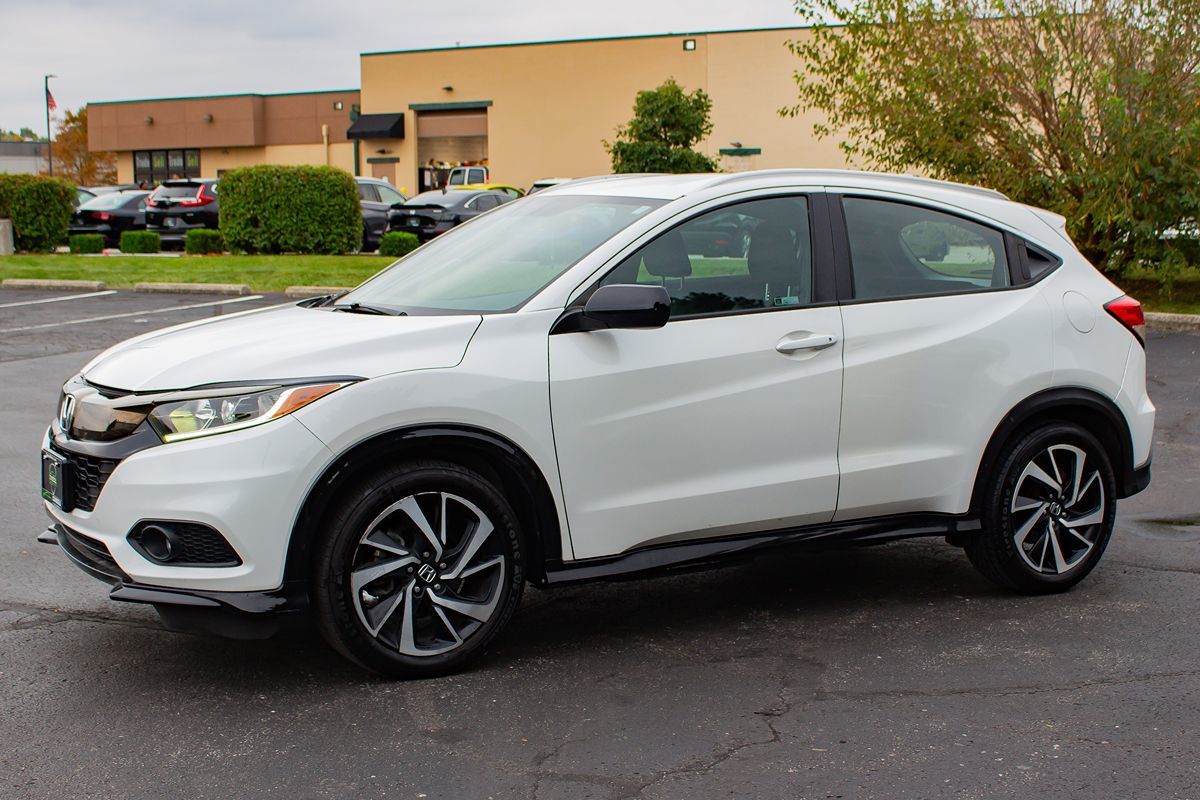 Photo 4 of this Honda HR-V