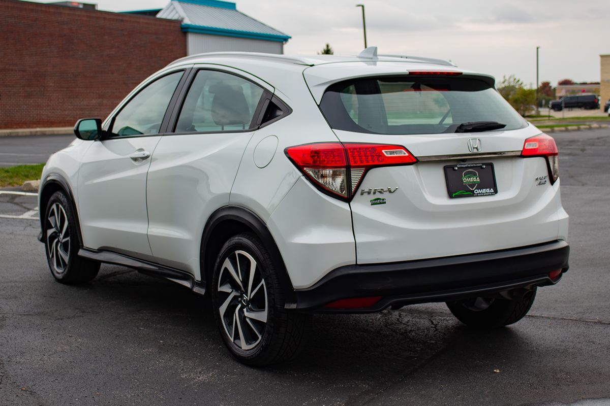 Photo 7 of this Honda HR-V