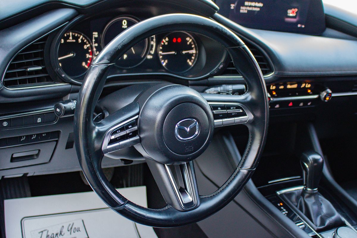 Photo 21 of this Mazda Mazda3 Hatchback