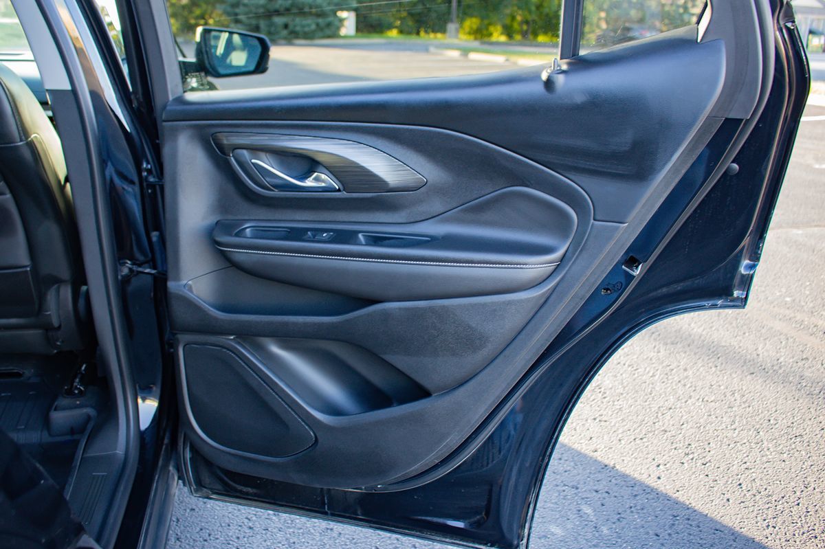 Photo 18 of this GMC Terrain