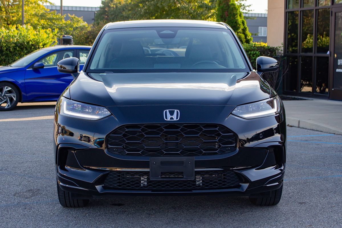 Photo 2 of this Honda HR-V