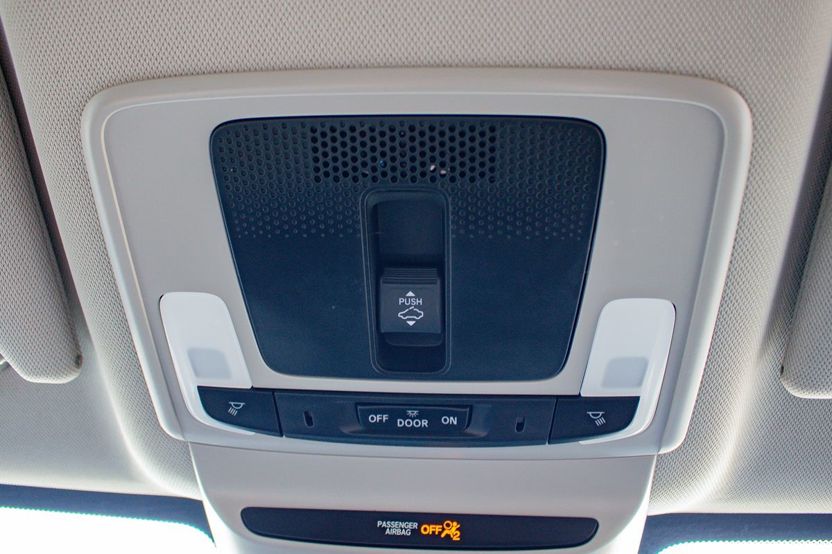 Photo 30 of this Honda HR-V