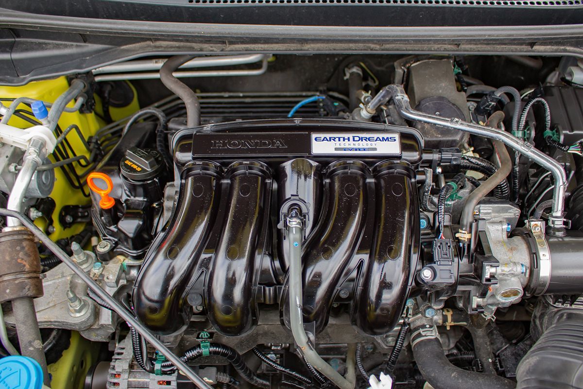 Photo 30 of this Honda Fit