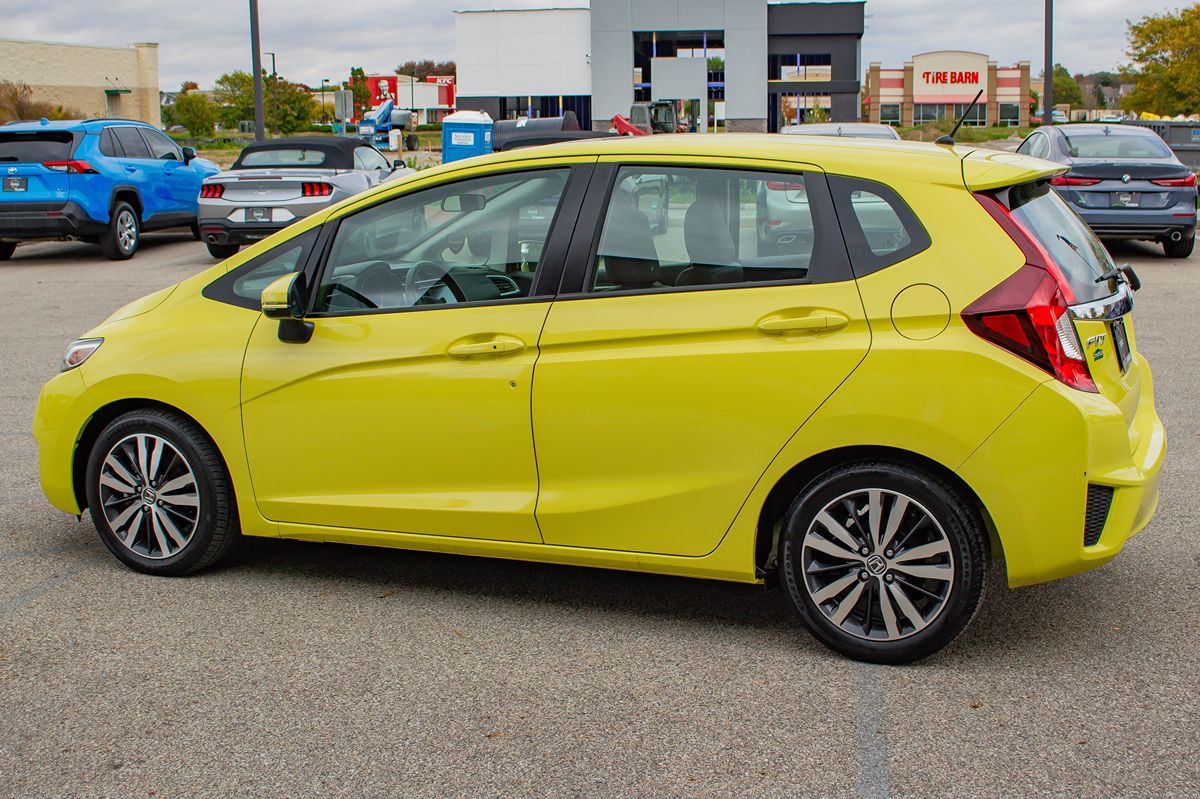 Photo 6 of this Honda Fit