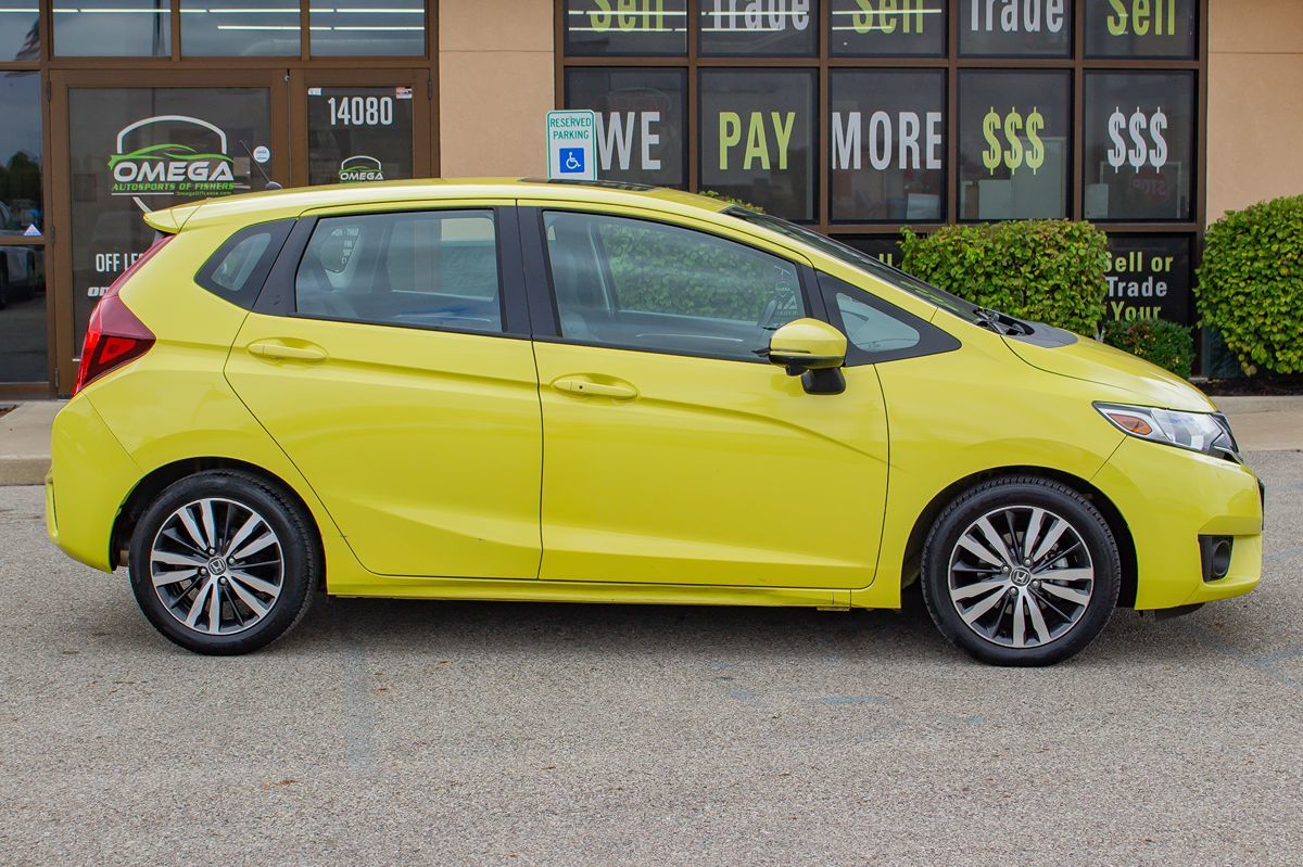 Photo 11 of this Honda Fit
