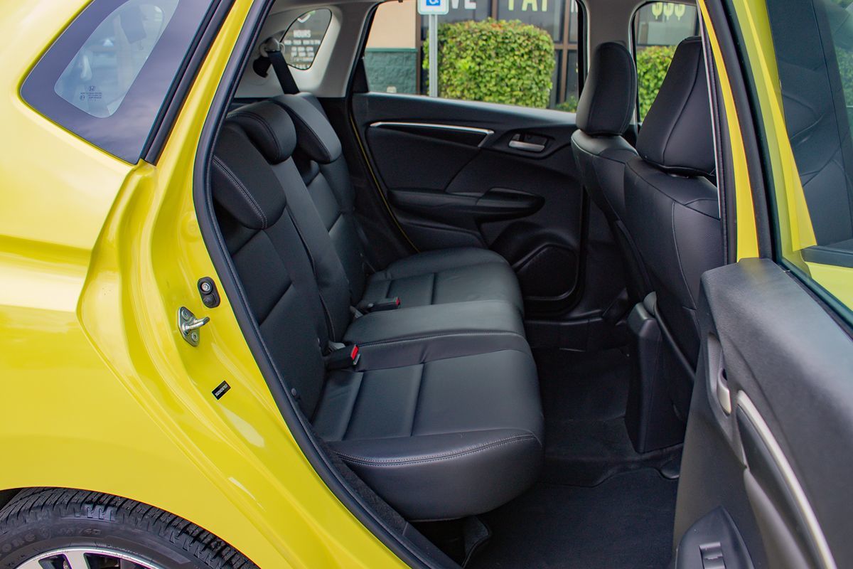 Photo 16 of this Honda Fit
