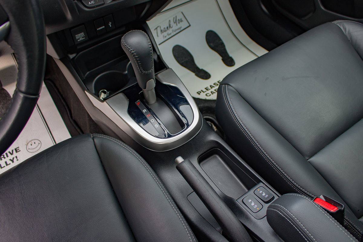 Photo 28 of this Honda Fit