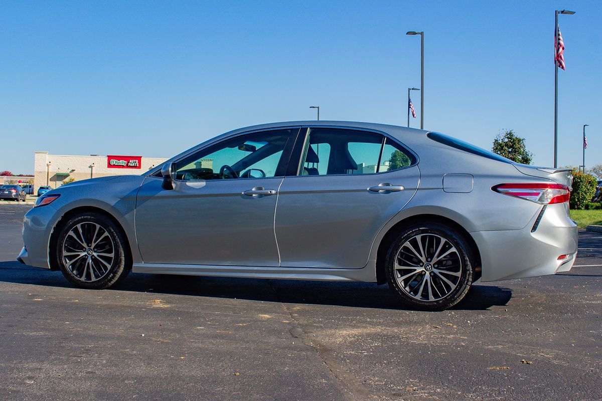 Photo 6 of this Toyota Camry