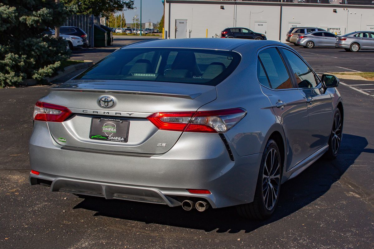 Photo 9 of this Toyota Camry