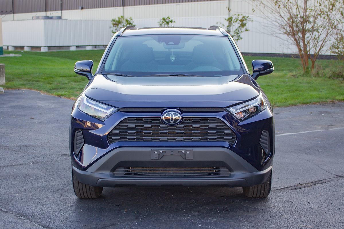 Photo 2 of this Toyota RAV4