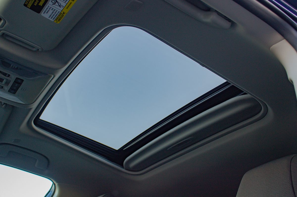 Photo 20 of this Toyota RAV4