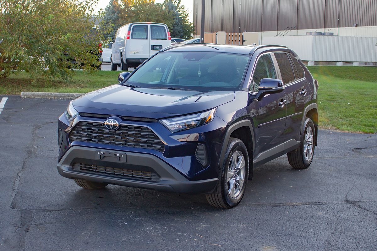 Photo 3 of this Toyota RAV4