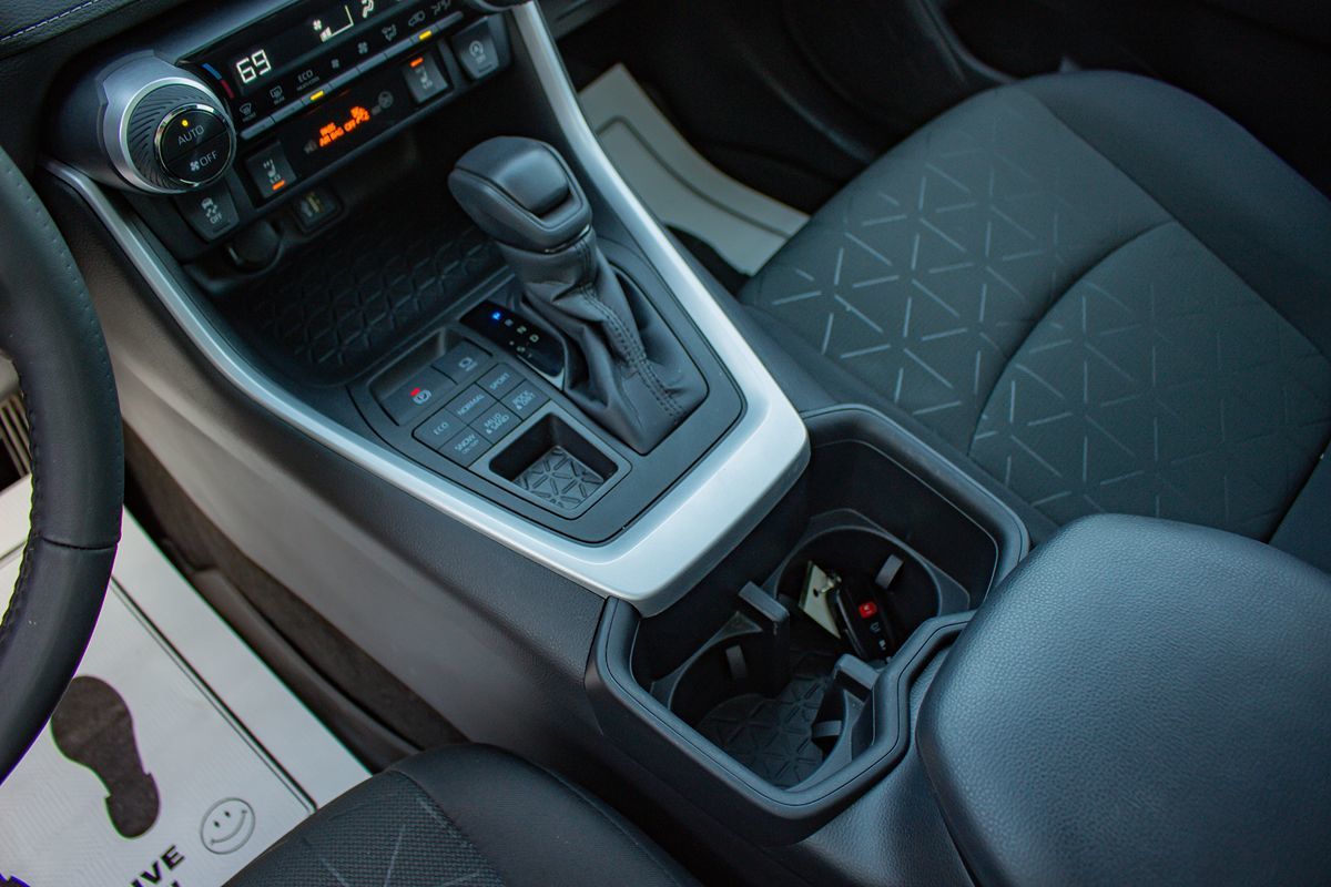 Photo 29 of this Toyota RAV4