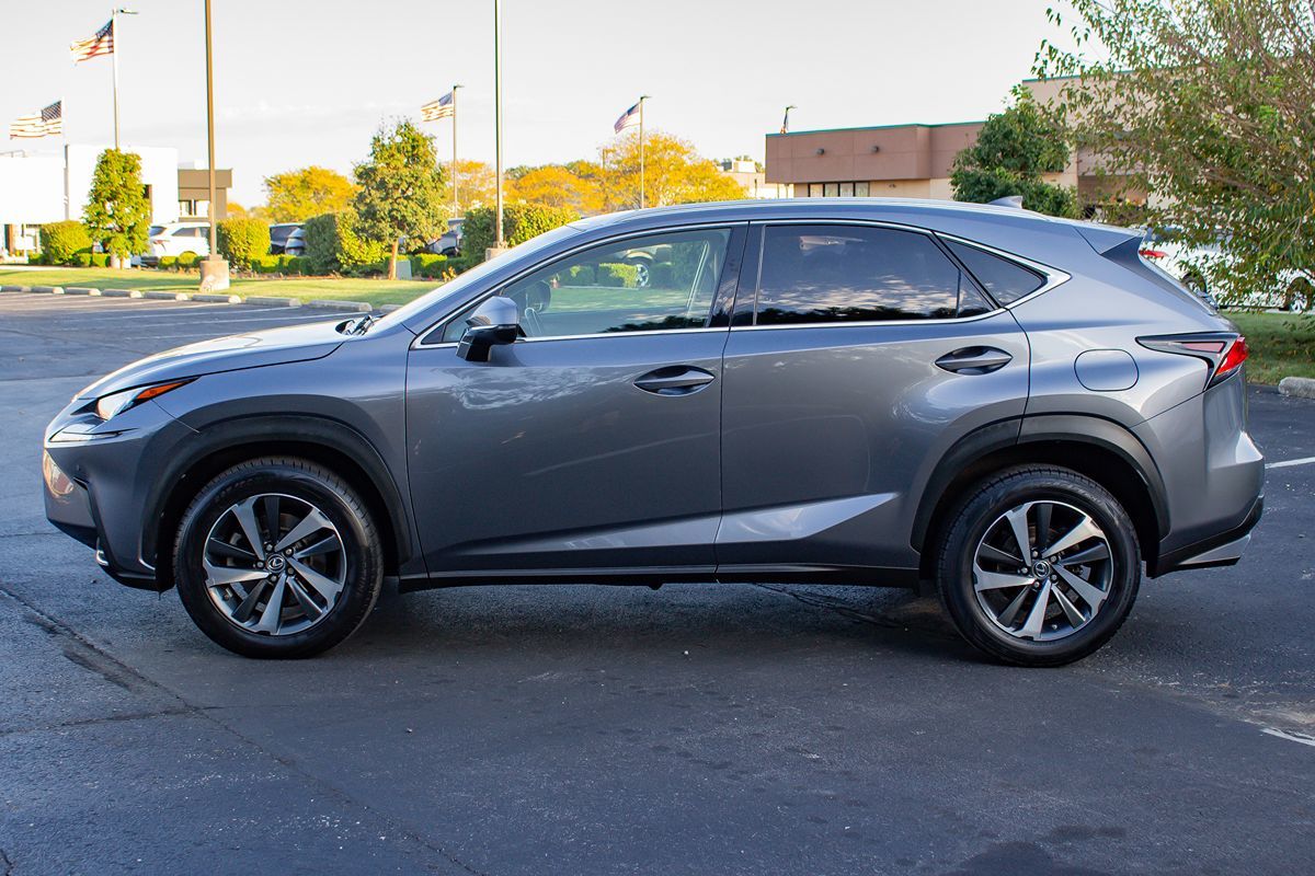 Photo 5 of this Lexus NX 300