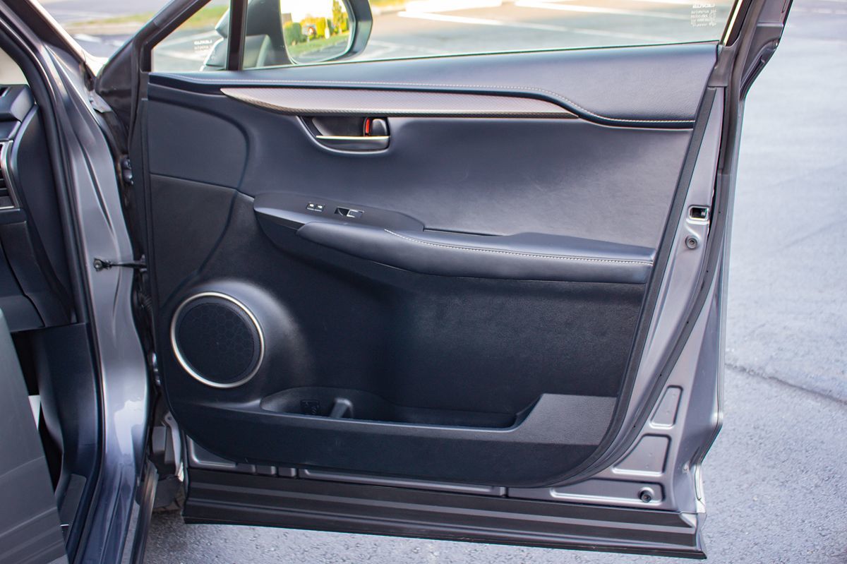 Photo 20 of this Lexus NX 300