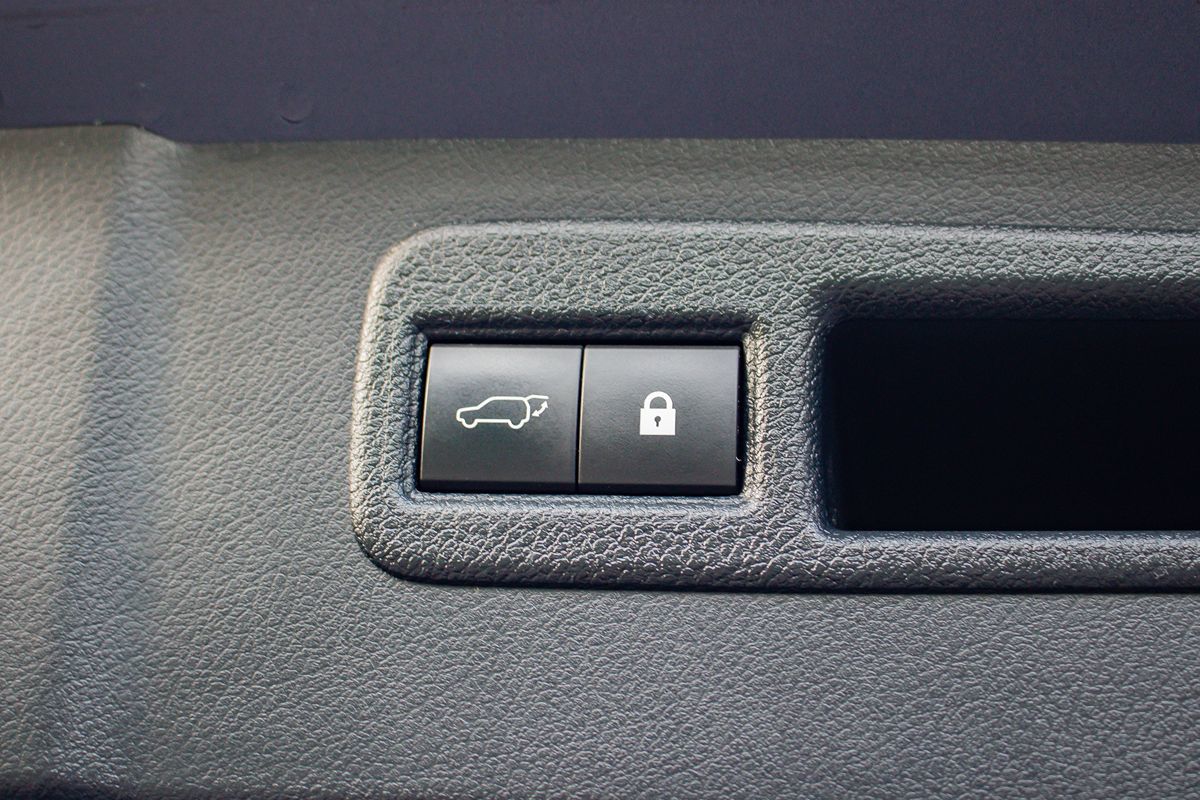 Photo 34 of this Lexus NX 300