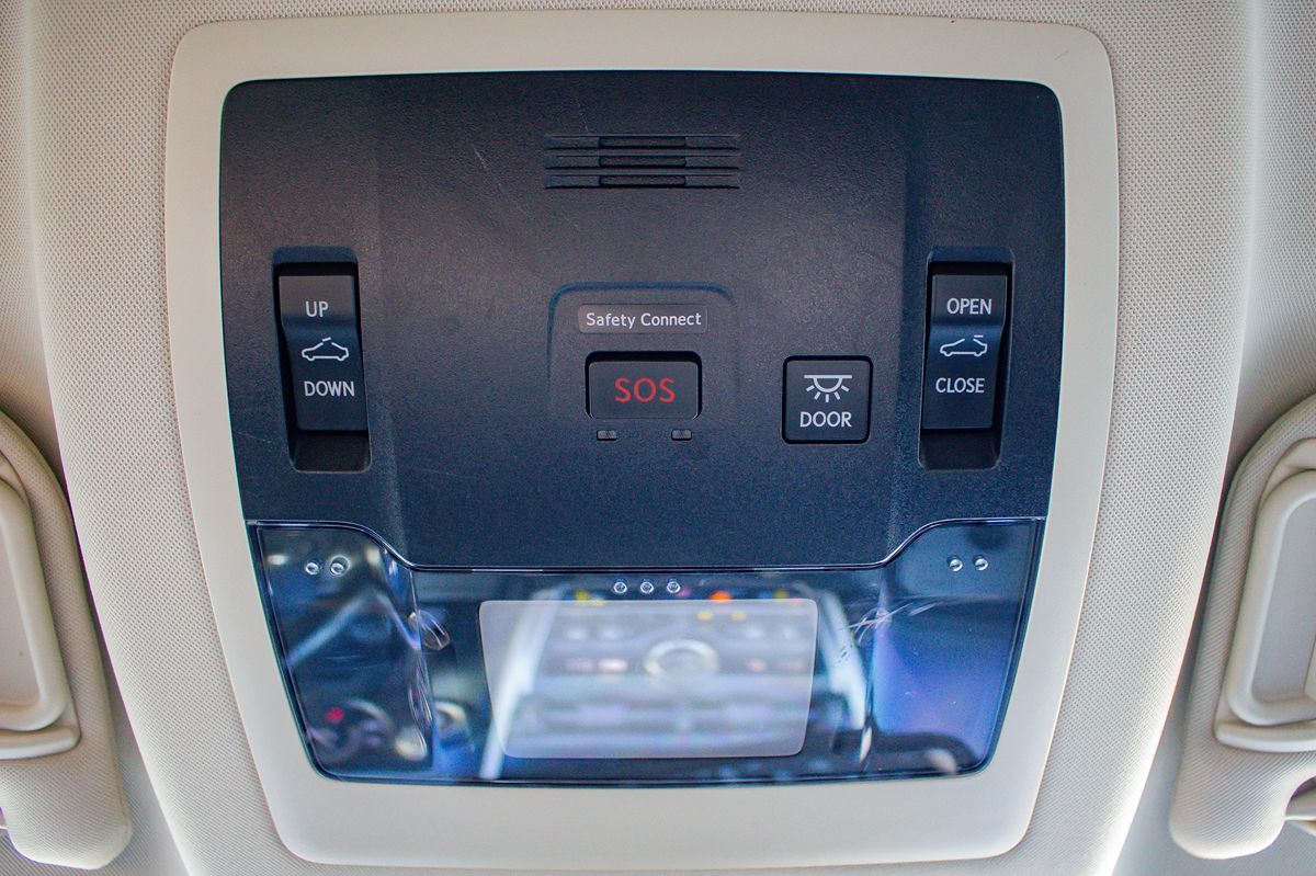 Photo 33 of this Lexus NX 300