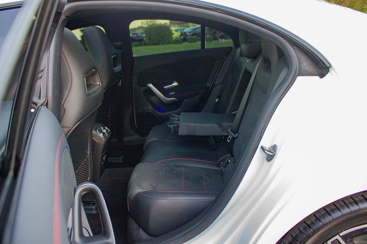 Photo 13 of this Mercedes-Benz CLA 250