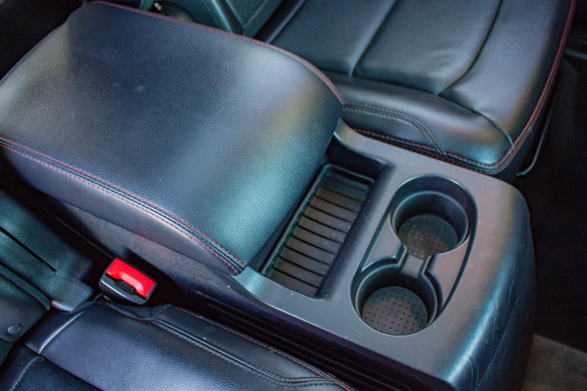 Photo 35 of this Ford Explorer