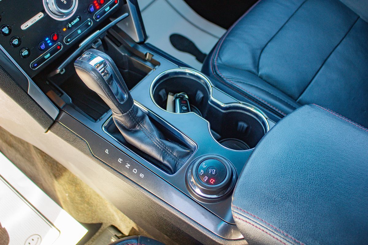 Photo 30 of this Ford Explorer