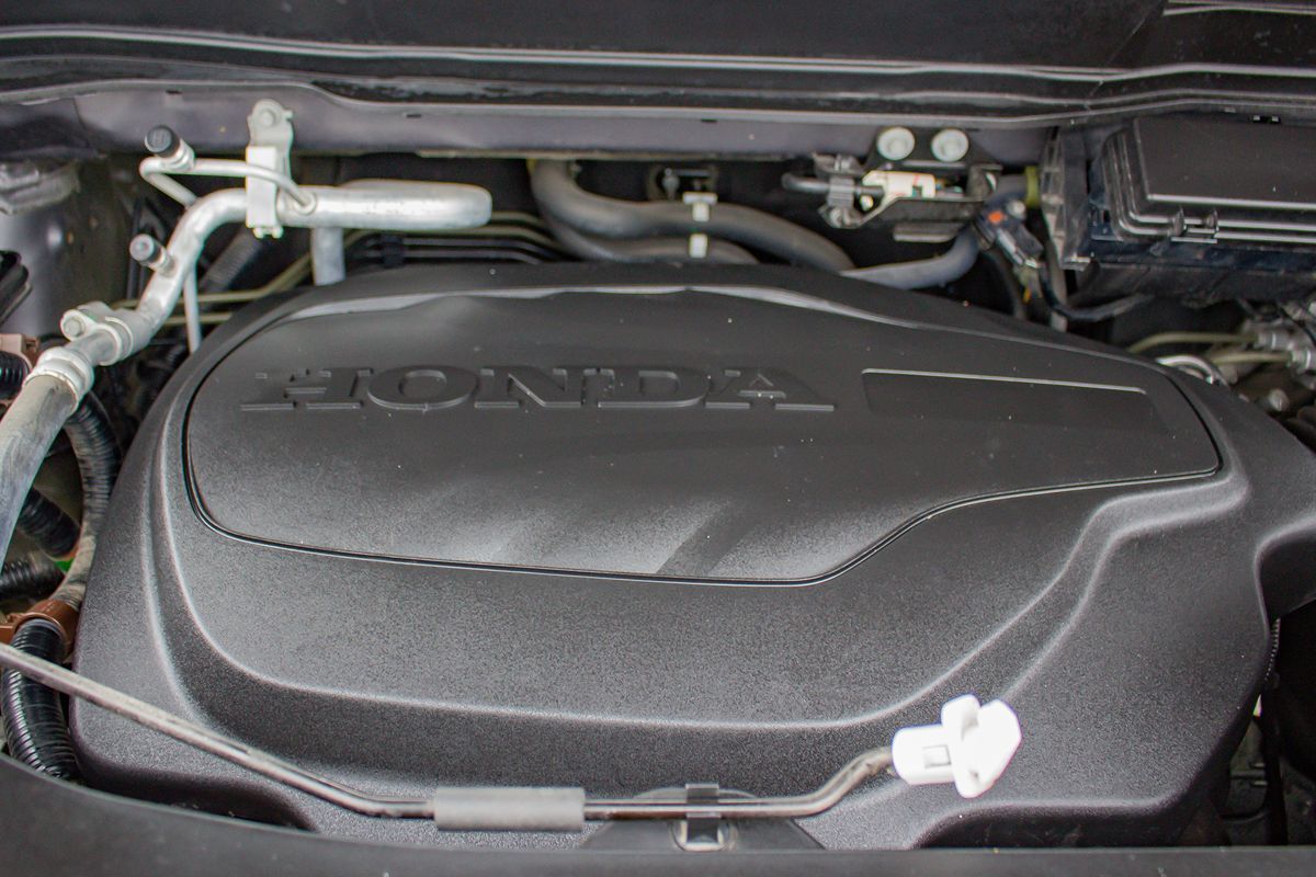 Photo 43 of this Honda Pilot