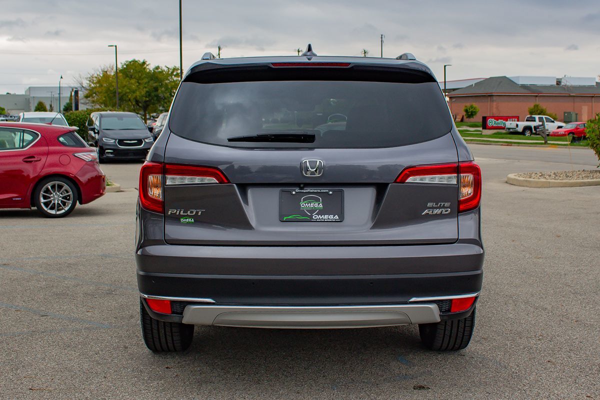 Photo 8 of this Honda Pilot