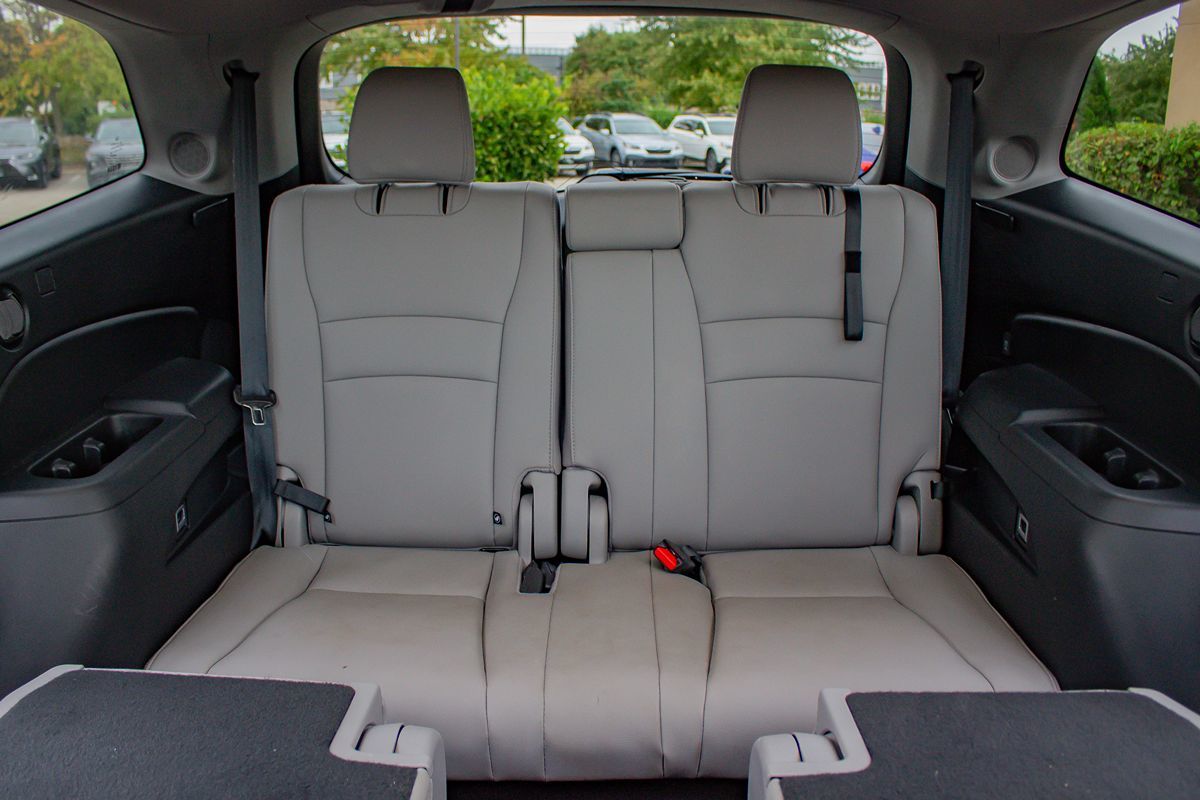 Photo 17 of this Honda Pilot