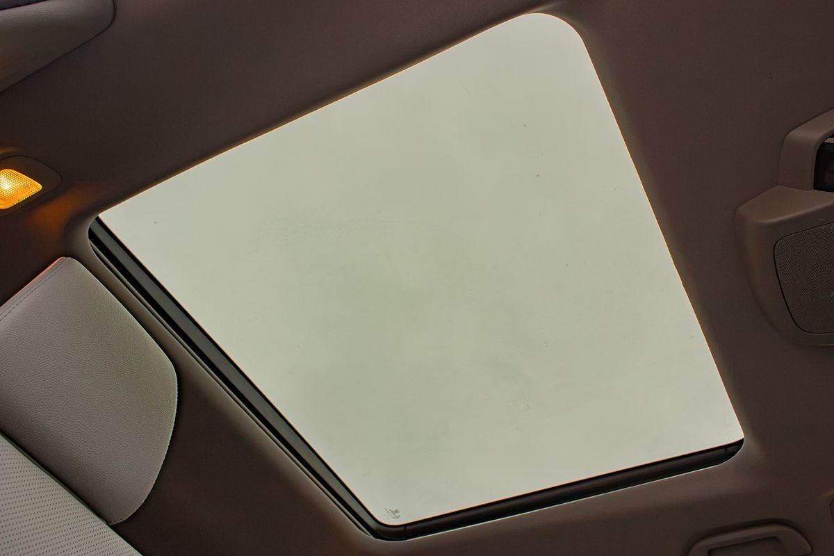 Photo 38 of this Honda Pilot