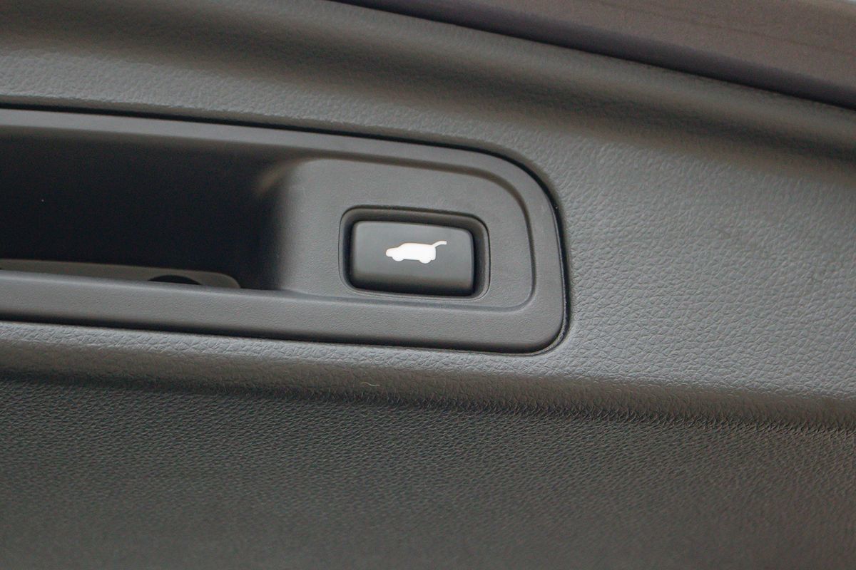 Photo 42 of this Honda Pilot