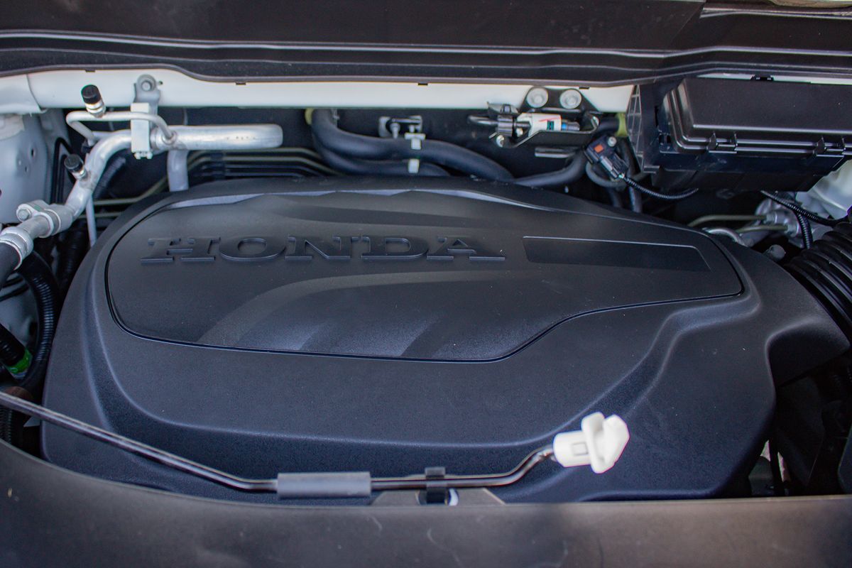 Photo 31 of this Honda Passport