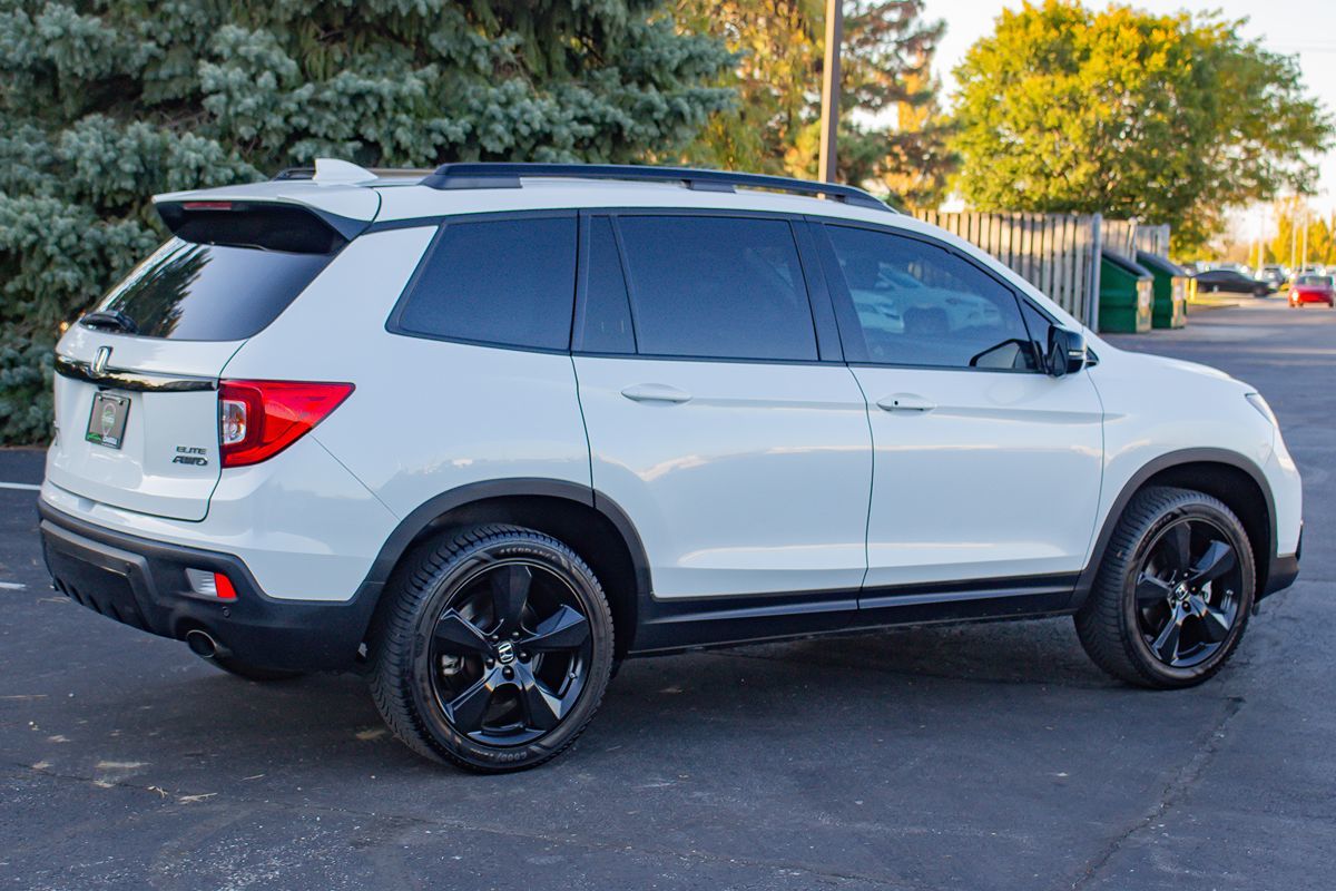 Photo 10 of this Honda Passport