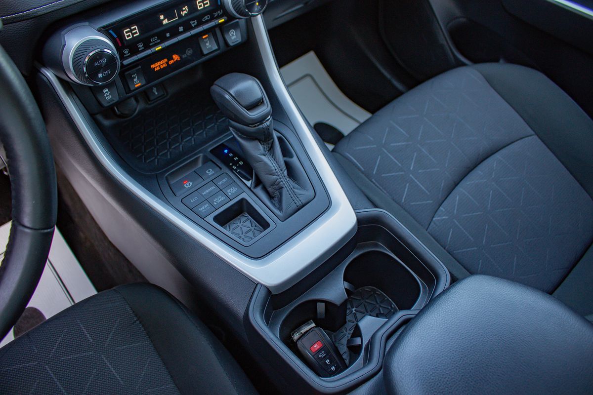 Photo 30 of this Toyota RAV4