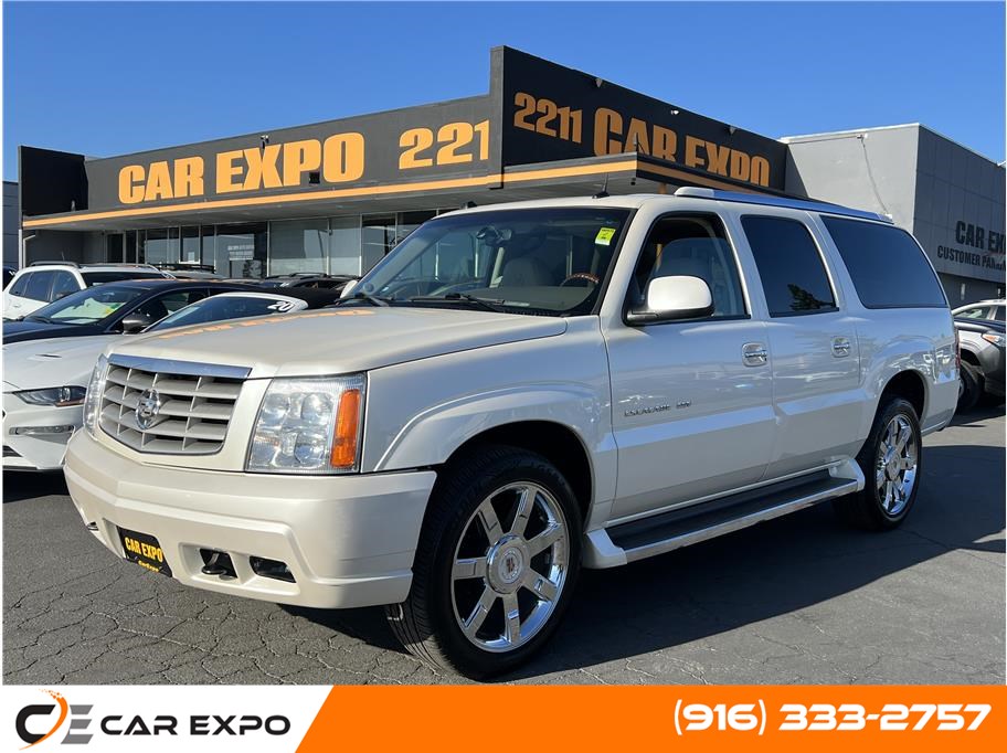 2005 Cadillac Escalade ESV Platinum Edition Sport Utility 4D