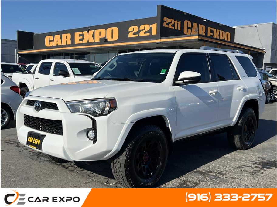 2018 Toyota 4Runner SR5 Sport Utility 4D