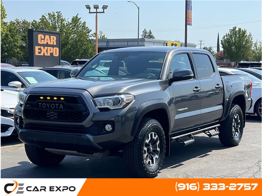 2019 Toyota Tacoma Double Cab TRD Off-Road Pickup 4D 5 ft