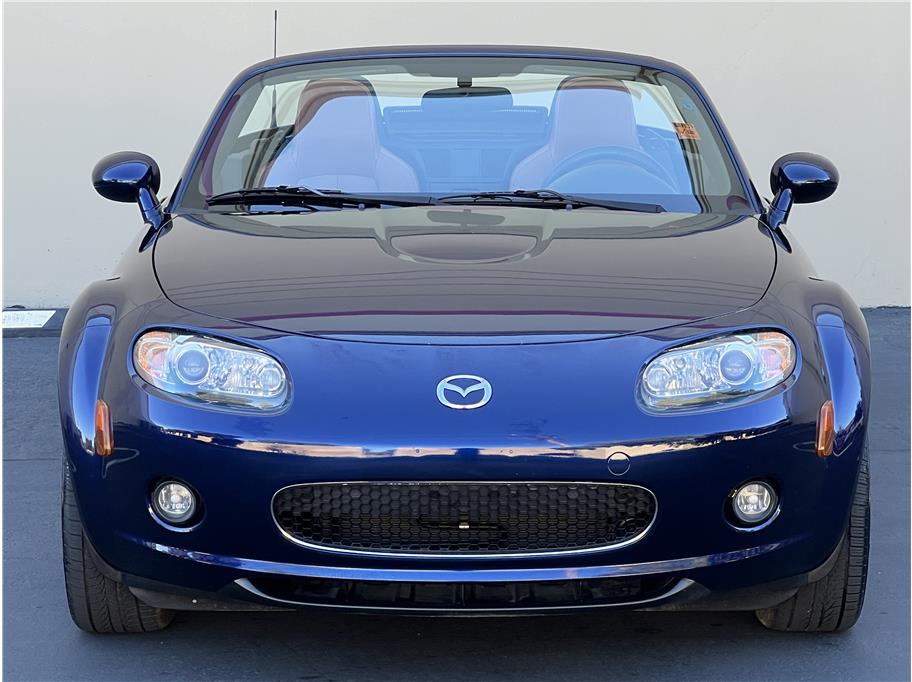 Sold 2008 Mazda MX-5 Miata Grand Touring Convertible 2D in