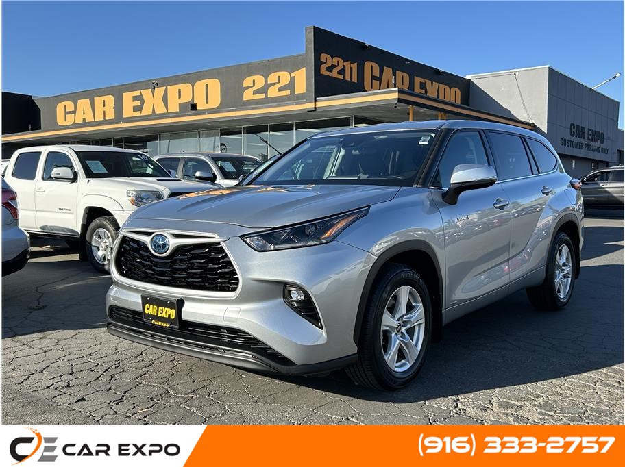 2021 Toyota Highlander Hybrid LE Sport Utility 4D