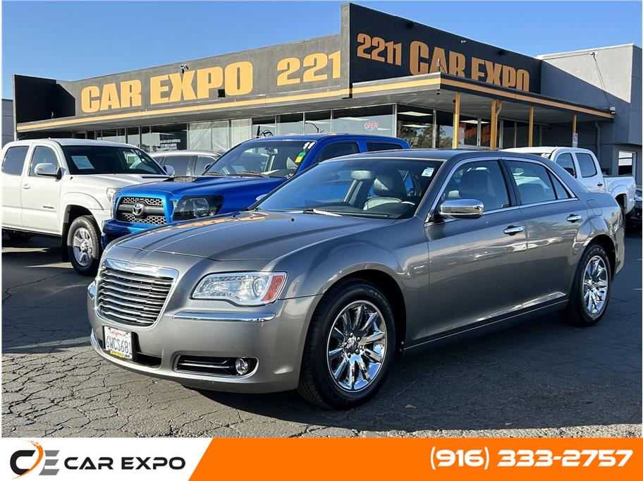 2012 Chrysler 300 Limited Sedan 4D