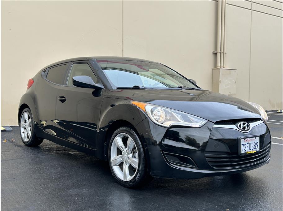 Sold 2013 Hyundai Veloster Coupe 3D in Sacramento