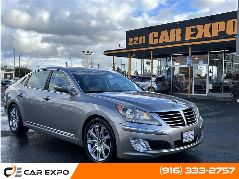 2011 Hyundai Equus Signature Sedan 4D