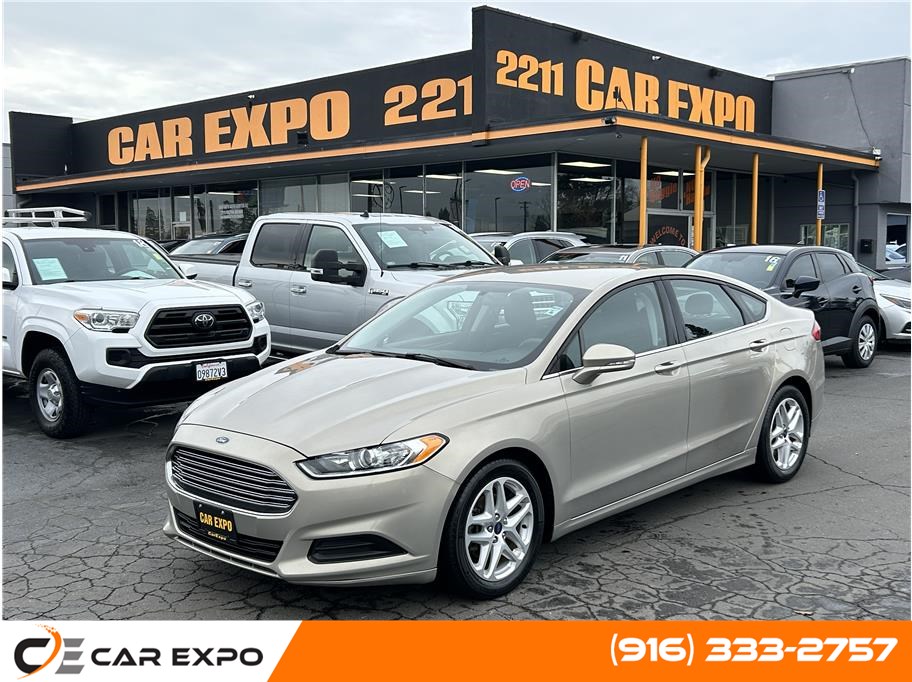 2015 Ford Fusion SE Sedan 4D