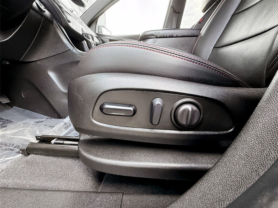 2022 Chevrolet Equinox RS - Photo 15