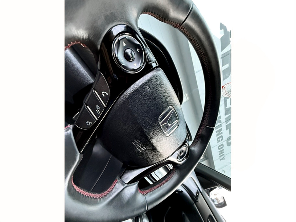 2017 Honda Accord Sport SE - Photo 16