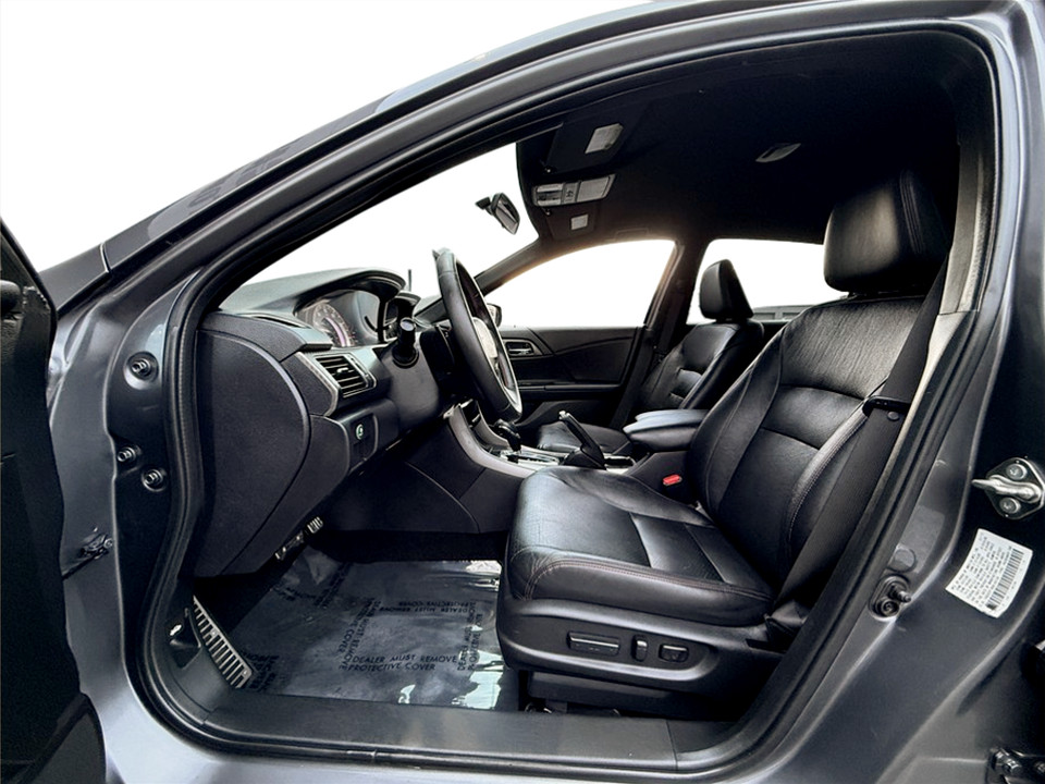 2017 Honda Accord Sport SE - Photo 17