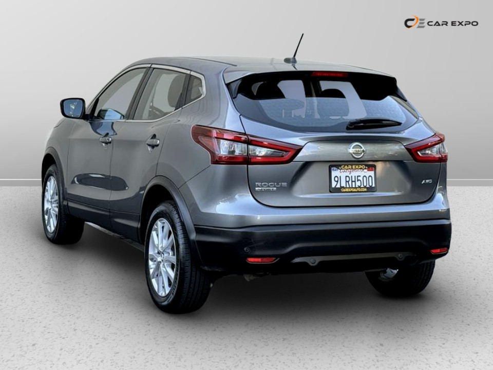 2021 Nissan Rogue Sport SV photo 3