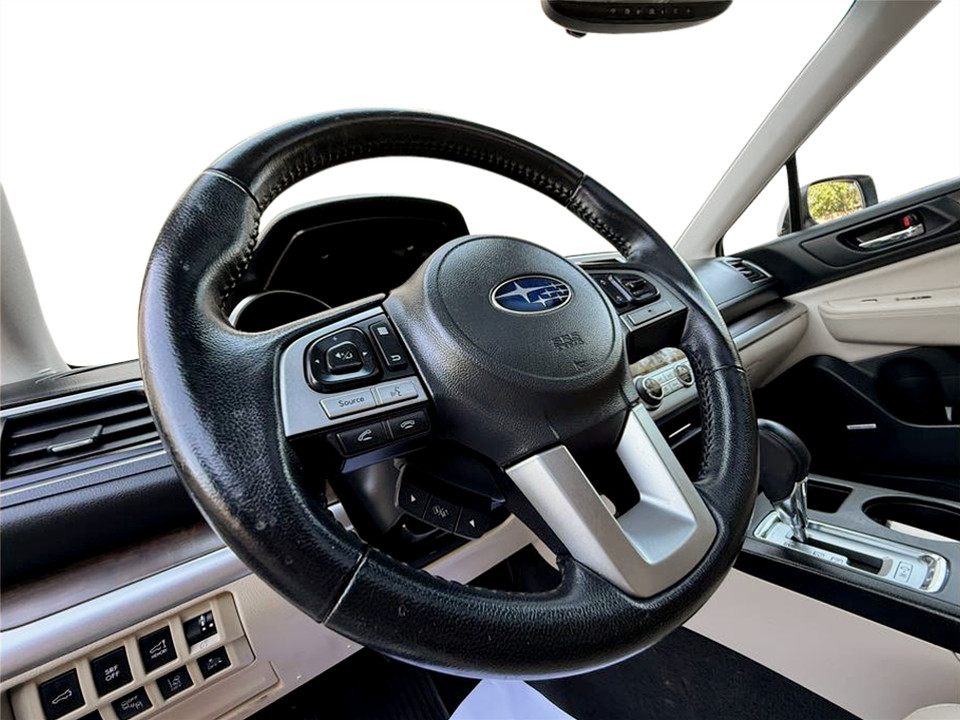 2015 Subaru Outback 3.6R Limited photo 11