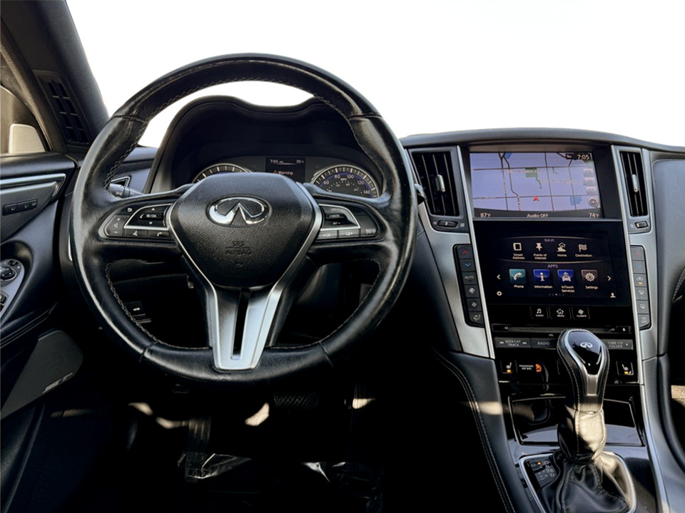 2018 Infiniti Q60 3.0t Luxe Coupe photo 11